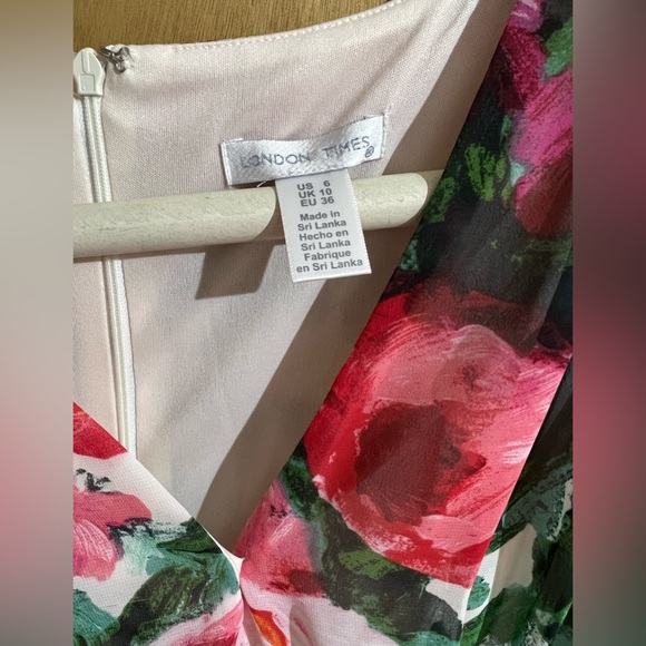 Floral London Times Dress Worn Once! - Picture 3 of 3